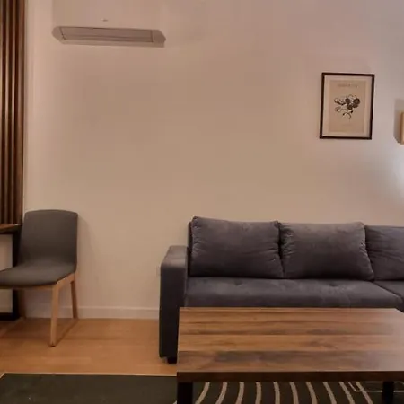 New Luxury Near St Sava Temple With Garage Appartamento