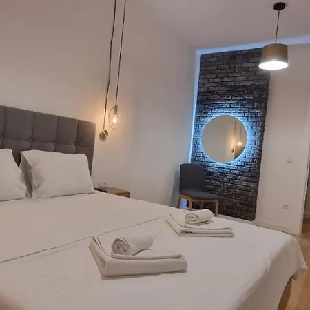 Lägenhet New Luxury Near St Sava Temple With Garage *